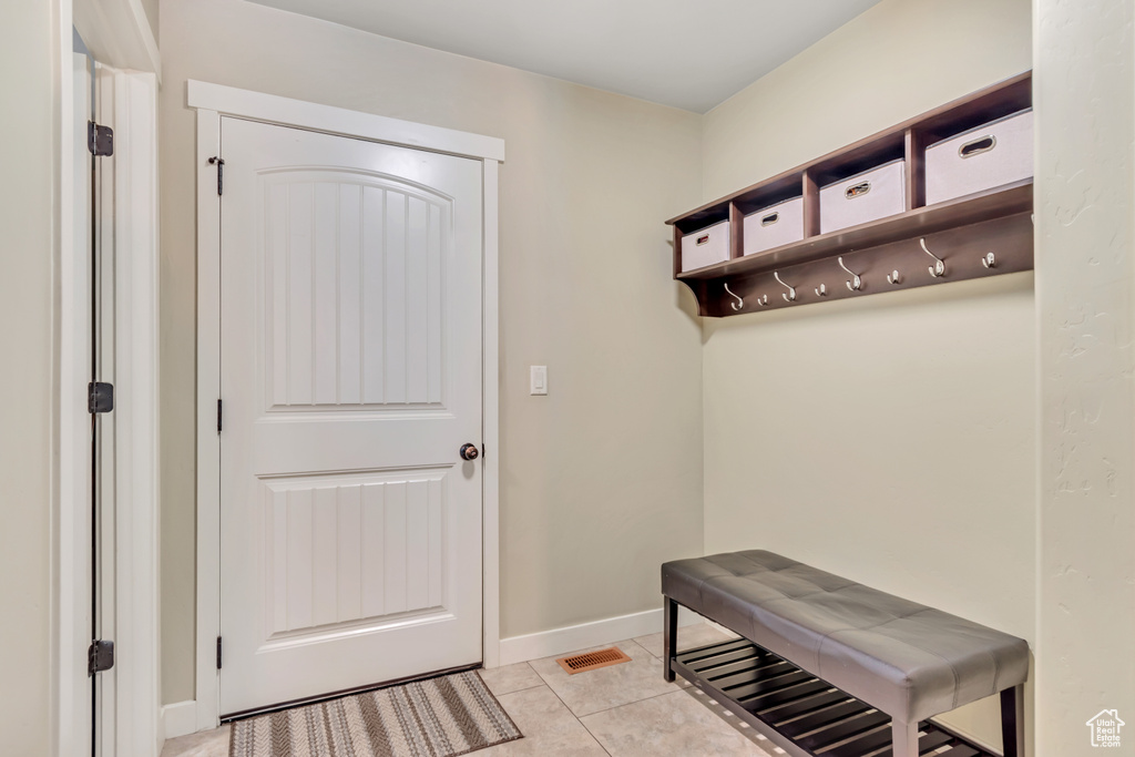 153 W HONEYSUCKLE DR Saratoga Springs, UT 84045