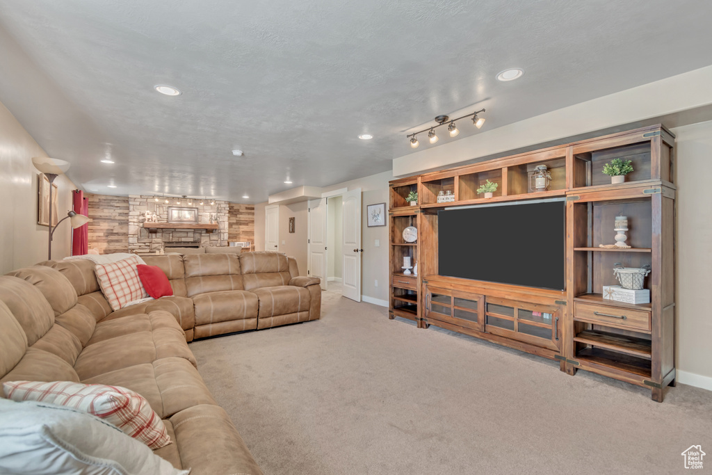 153 W HONEYSUCKLE DR Saratoga Springs, UT 84045