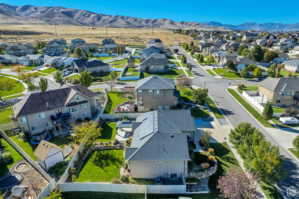 153 W HONEYSUCKLE DR Saratoga Springs, UT 84045