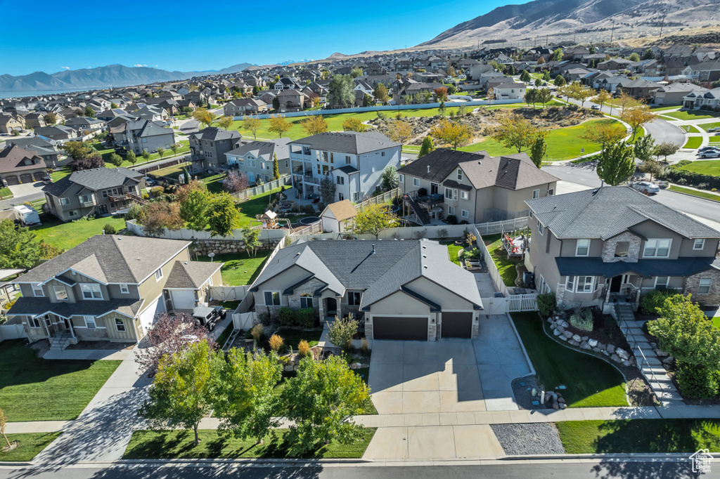 153 W HONEYSUCKLE DR Saratoga Springs, UT 84045