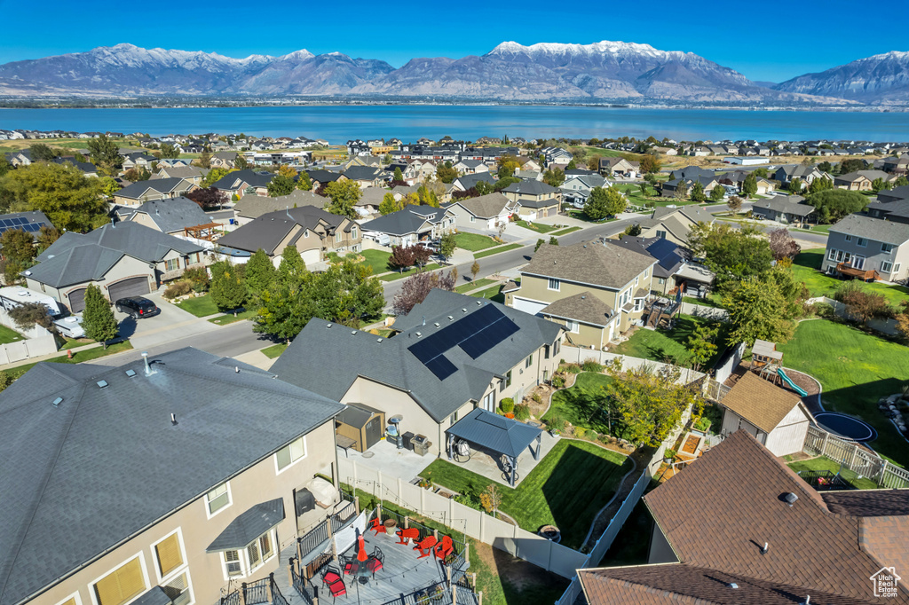 153 W HONEYSUCKLE DR Saratoga Springs, UT 84045