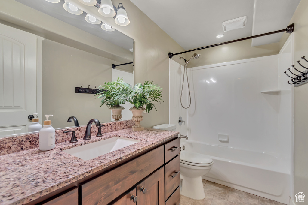 153 W HONEYSUCKLE DR Saratoga Springs, UT 84045