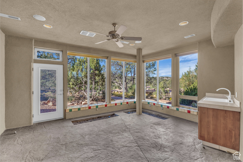 Photo 12 for MLS #2116668 at 622 N Pinion Hills Dr