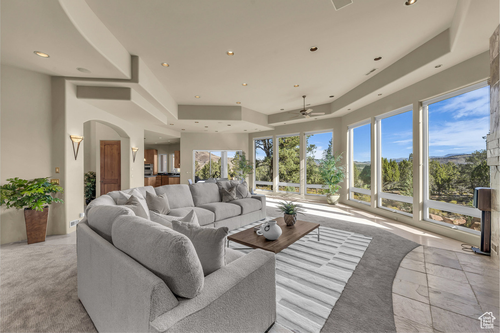 Photo 10 for MLS #2116668 at 622 N Pinion Hills Dr