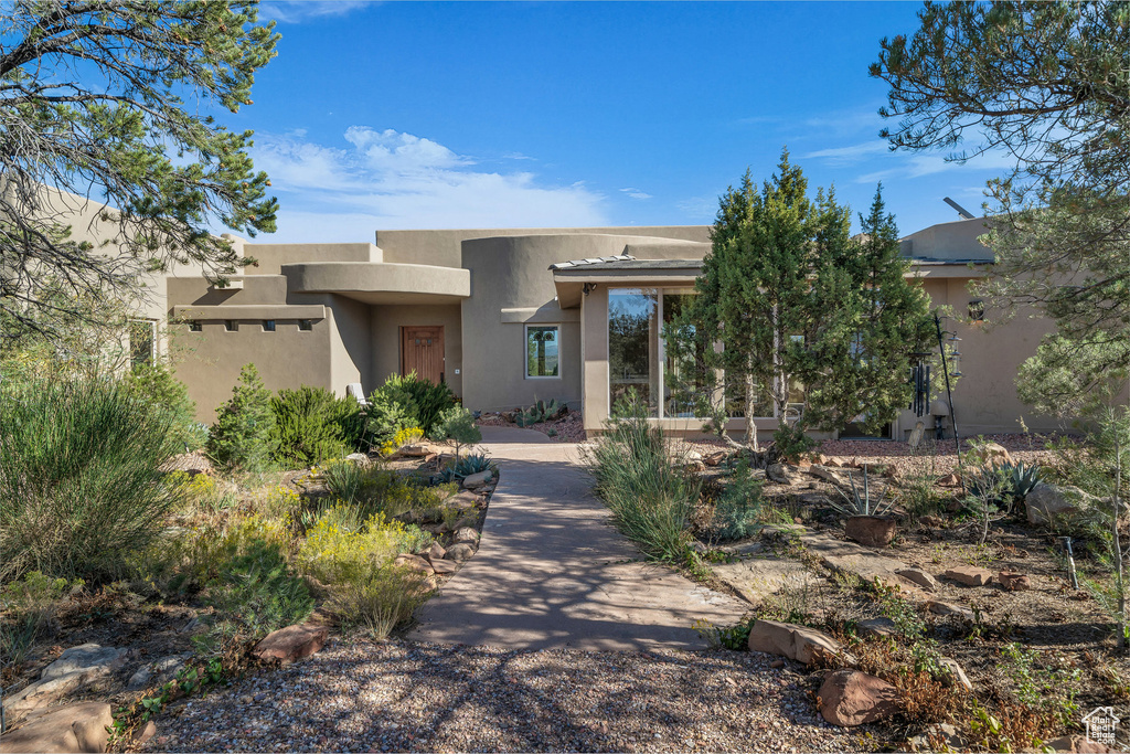 Photo 6 for MLS #2116668 at 622 N Pinion Hills Dr