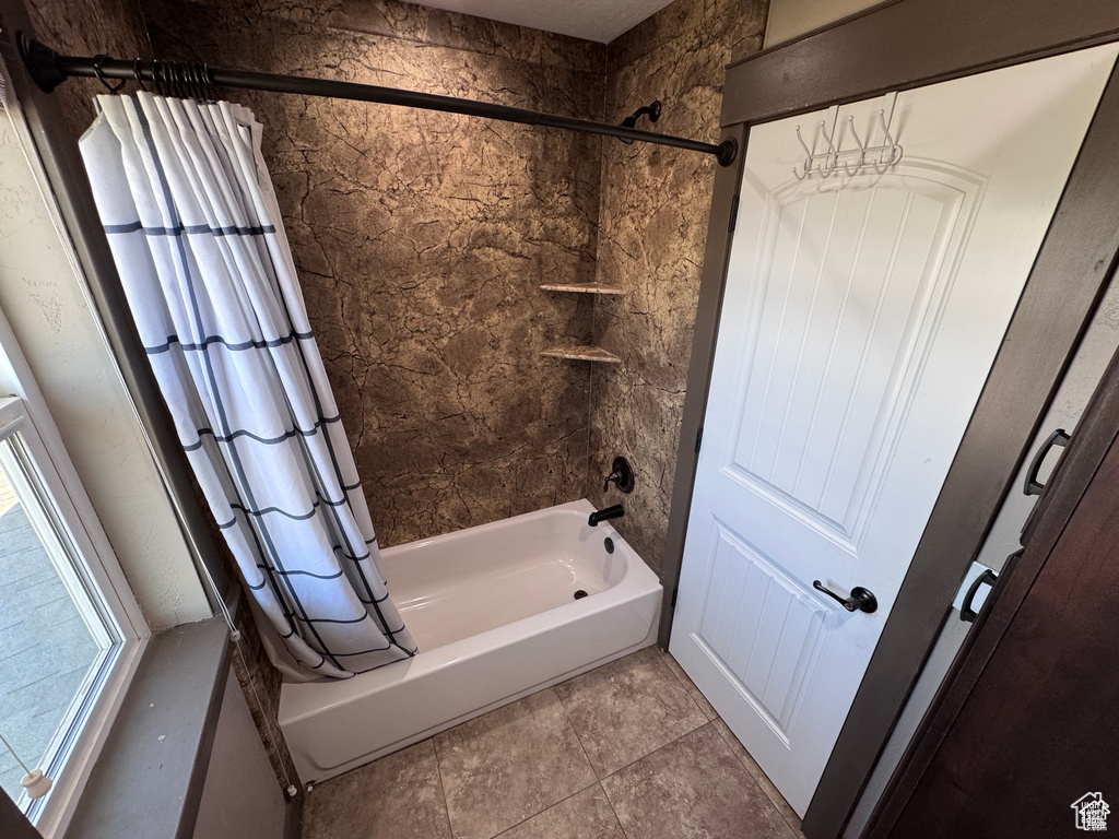 Photo 27 for MLS #2116669 at 3736 W Hammon Ln