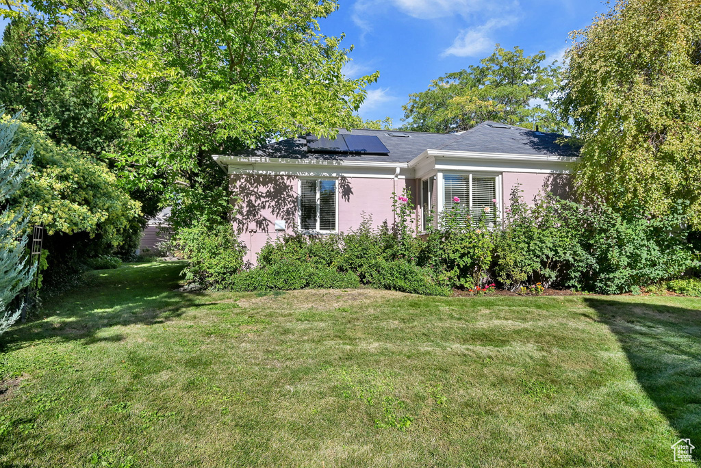 Photo 38 for MLS #2116673 at 1929 E Laird Dr