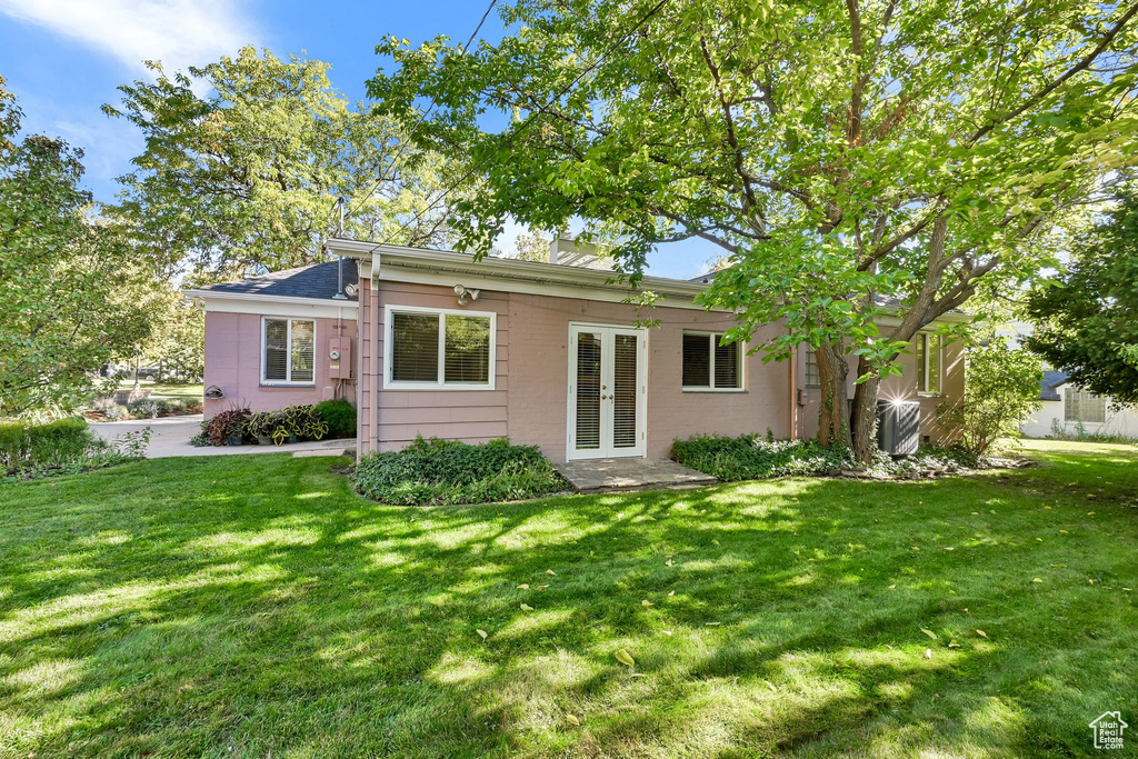 Photo 37 for MLS #2116673 at 1929 E Laird Dr