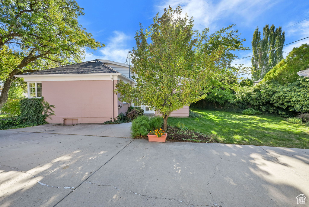 Photo 40 for MLS #2116673 at 1929 E Laird Dr