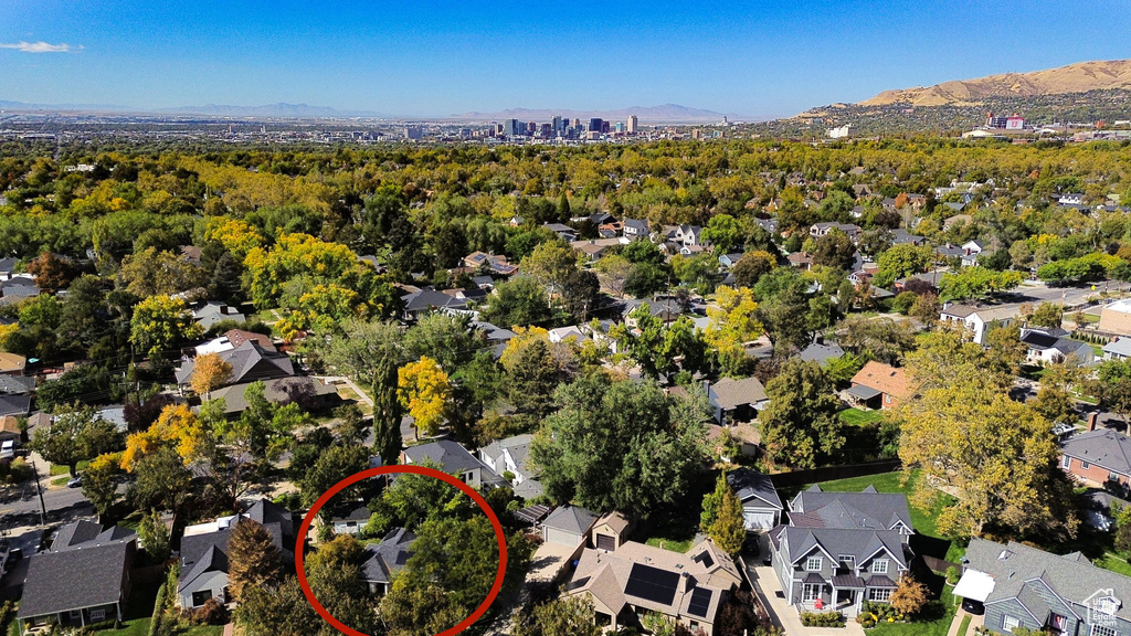 Photo 46 for MLS #2116673 at 1929 E Laird Dr
