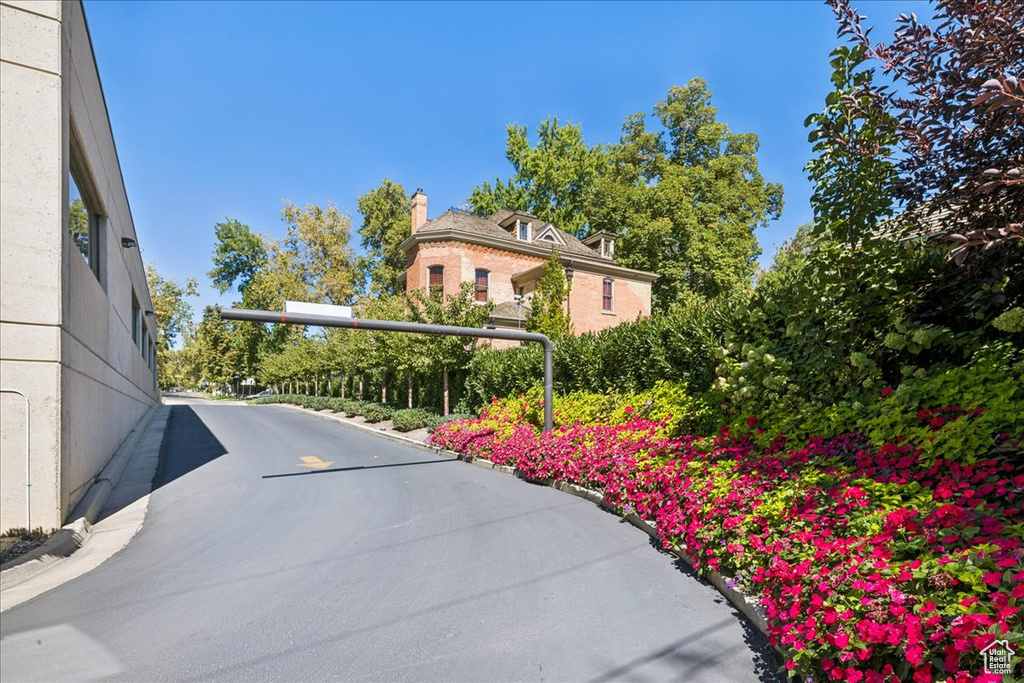 560 E SOUTH TEMPLE #201 Salt Lake City, UT 84102