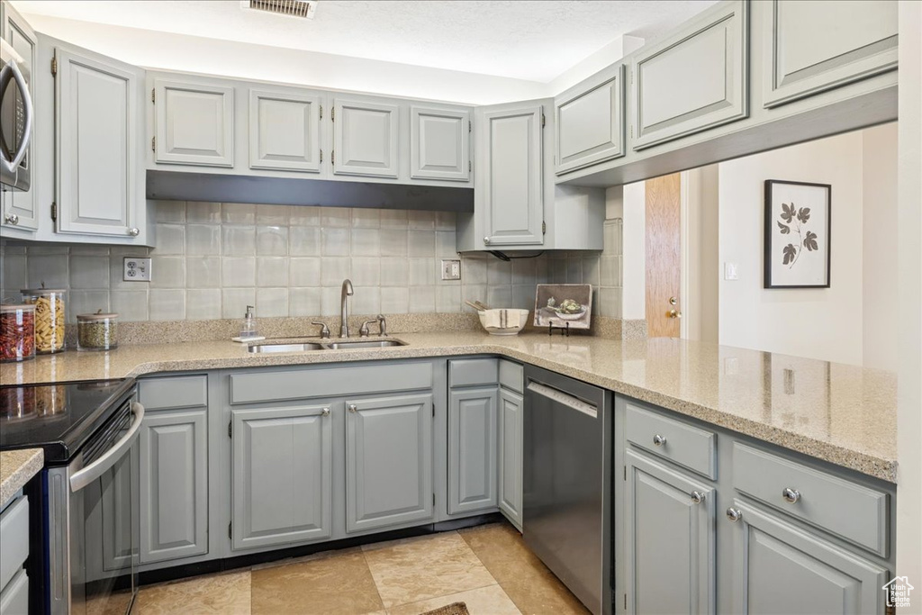 560 E SOUTH TEMPLE #201 Salt Lake City, UT 84102