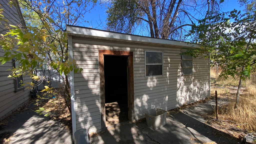 Photo 10 for MLS #2116684 at 919 S 1400 West