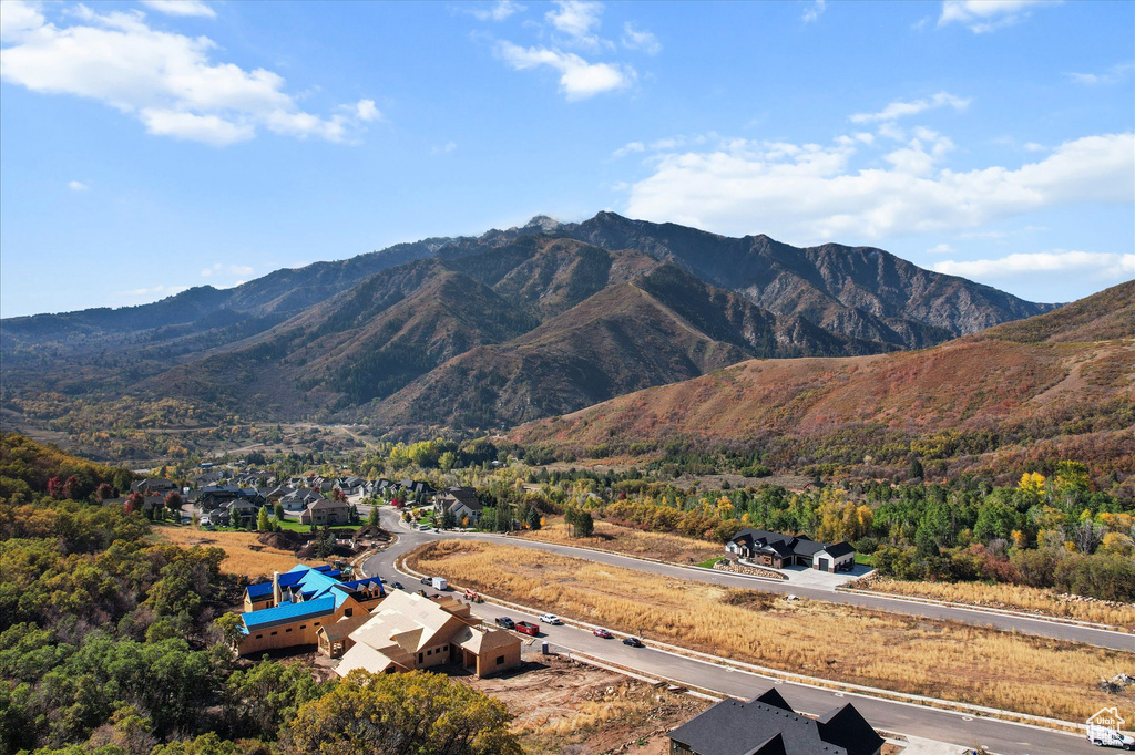 6250  ROBINSON DR Mountain Green, UT 84050