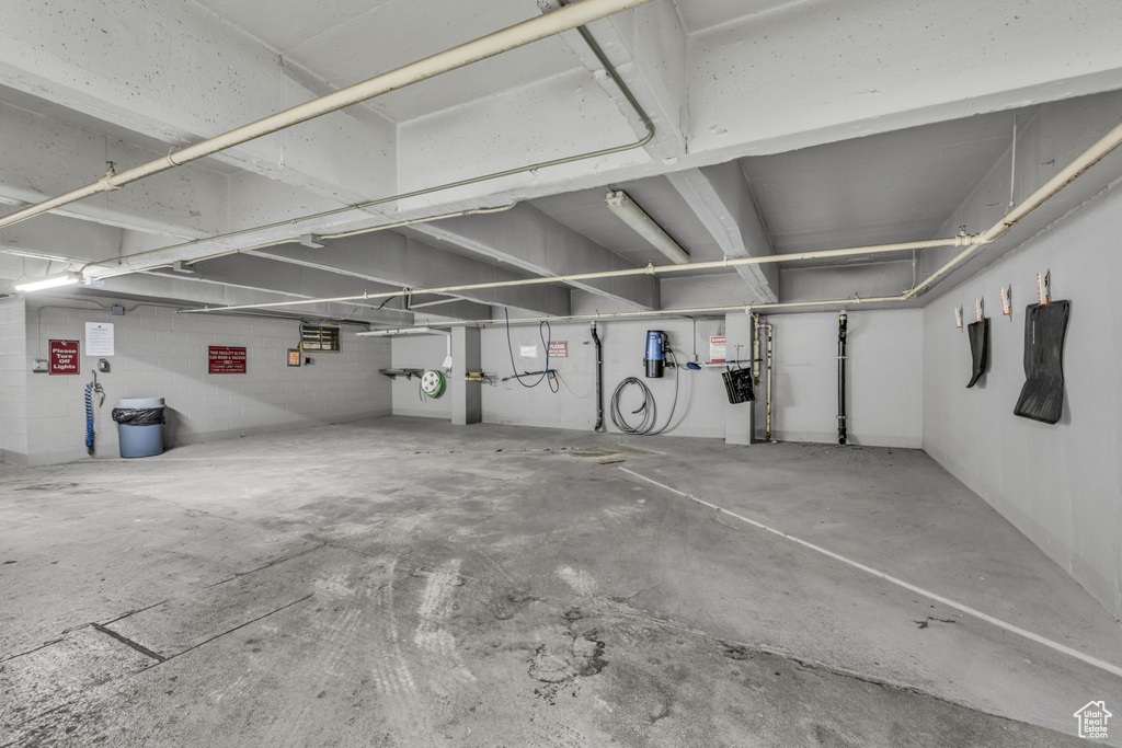 Photo 41 for MLS #2116691 at 875 S Donner Way #205
