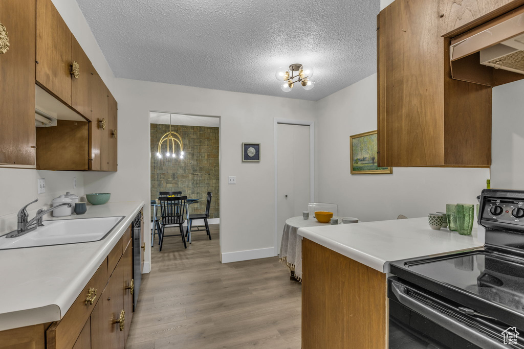 Photo 6 for MLS #2116691 at 875 S Donner Way #205