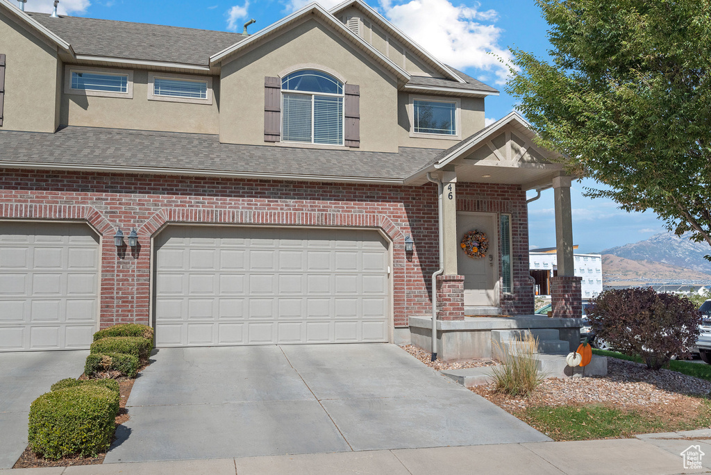 Photo 2 for MLS #2116693 at 46 W Apache Rd