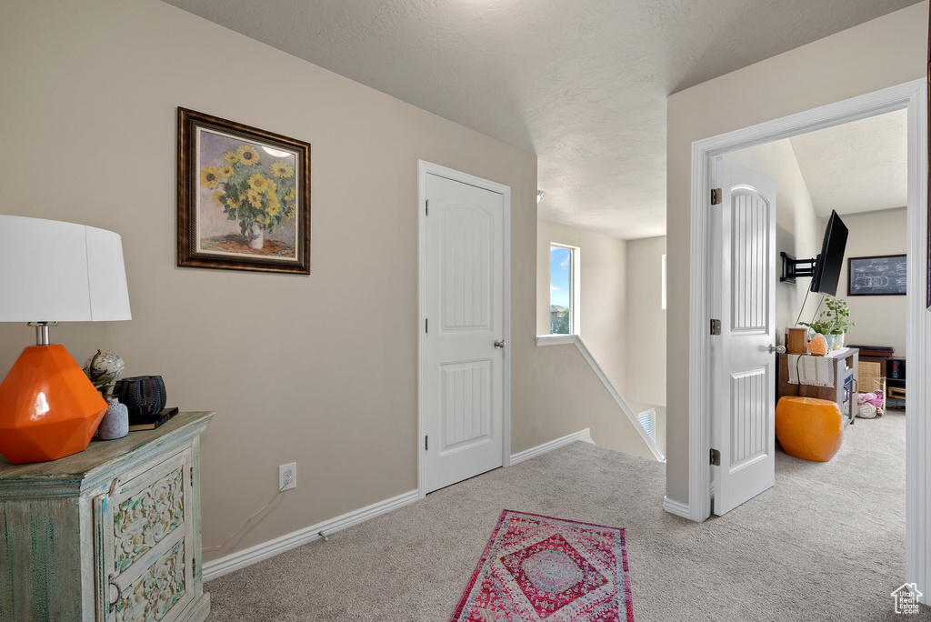 Photo 17 for MLS #2116693 at 46 W Apache Rd