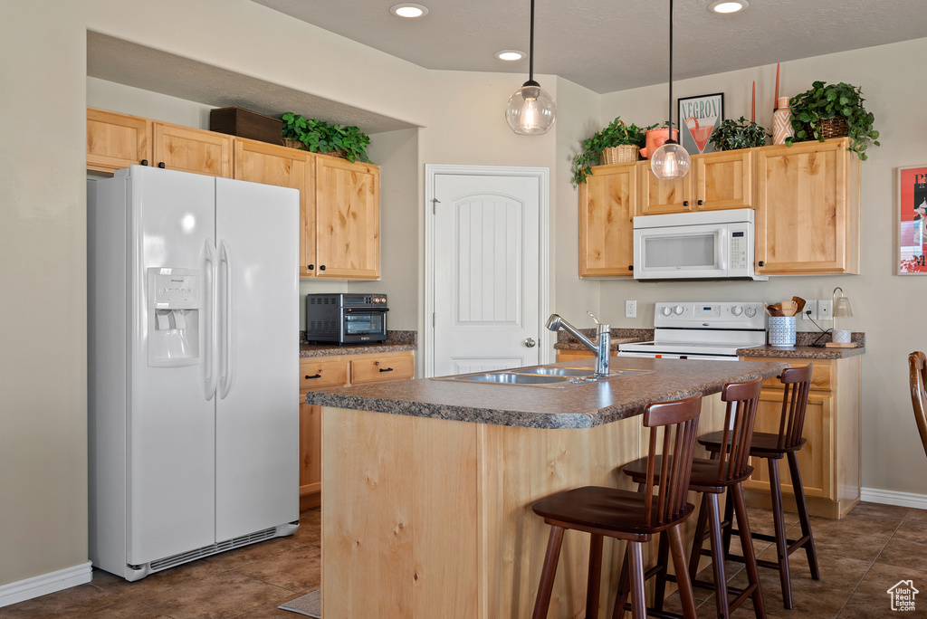 Photo 12 for MLS #2116693 at 46 W Apache Rd