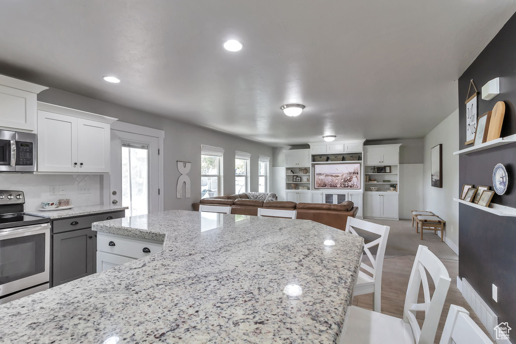 Photo 10 for MLS #2116699 at 562 S 850 West