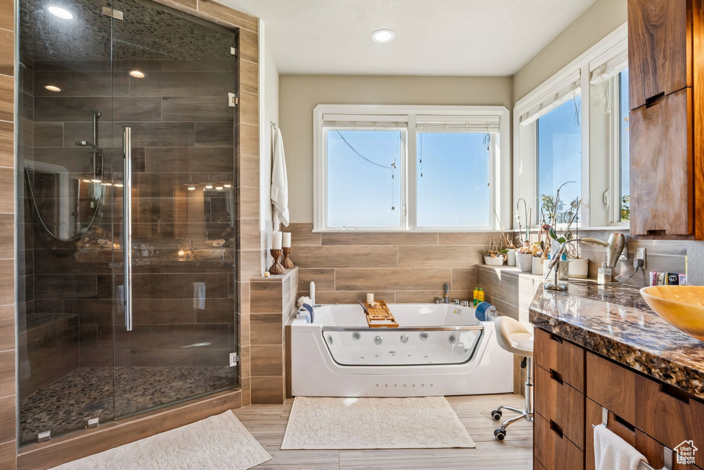 Photo 37 for MLS #2116700 at 941 N Sandhurst Dr