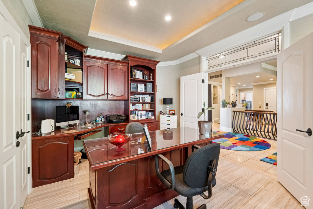Photo 13 for MLS #2116700 at 941 N Sandhurst Dr