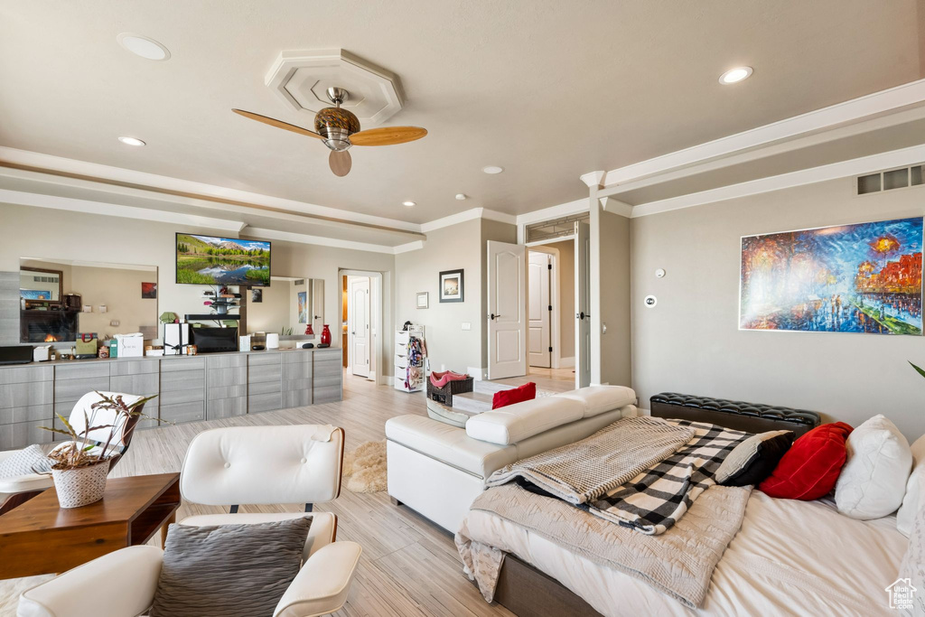 Photo 35 for MLS #2116700 at 941 N Sandhurst Dr