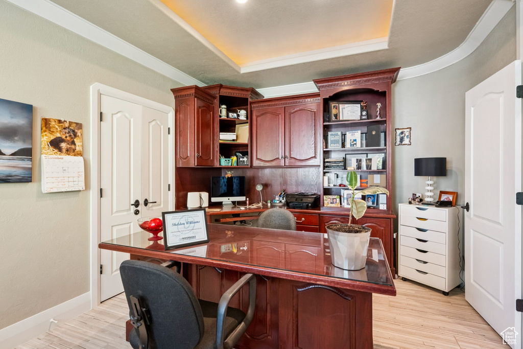 Photo 12 for MLS #2116700 at 941 N Sandhurst Dr