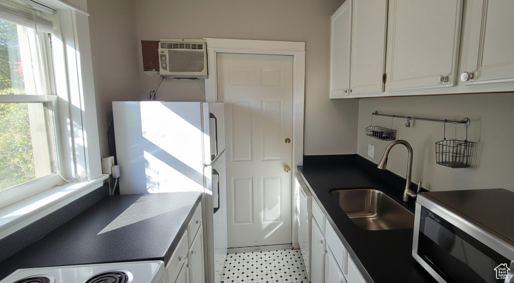 Photo 5 for MLS #2116704 at 234 E 100 South #B4