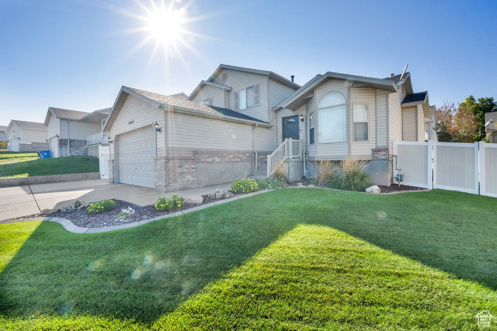 Photo 4 for MLS #2116706 at 6806 S Duchess St