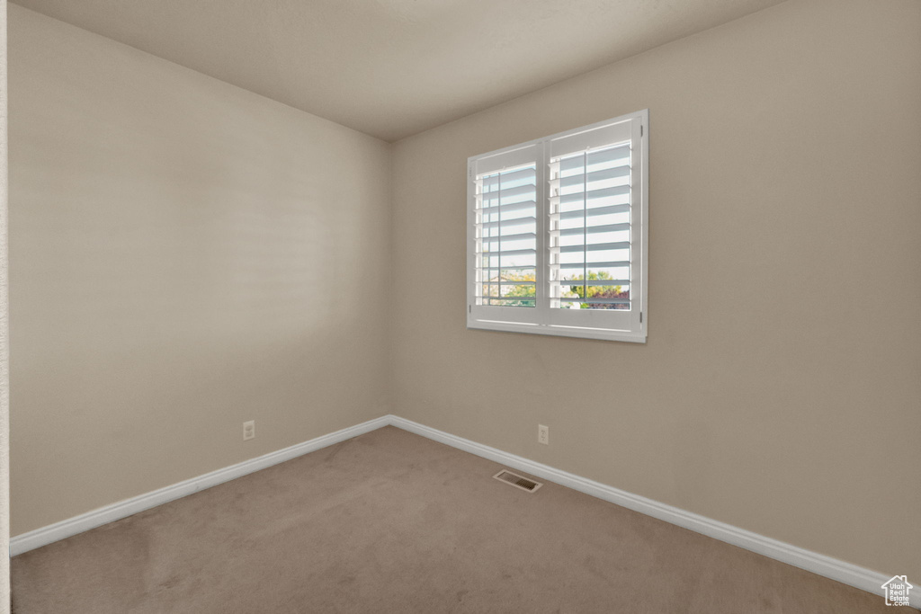 Photo 13 for MLS #2116706 at 6806 S Duchess St