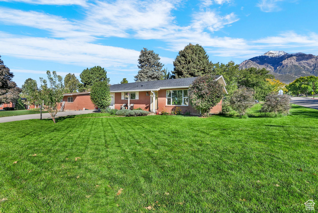 Photo 5 for MLS #2116707 at 572 E 3000 North