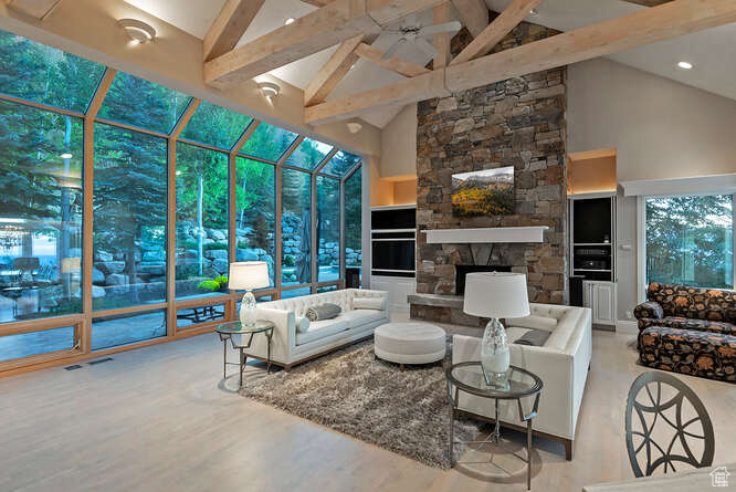 Photo 16 for MLS #2116709 at 3222 E Eagle View Cir