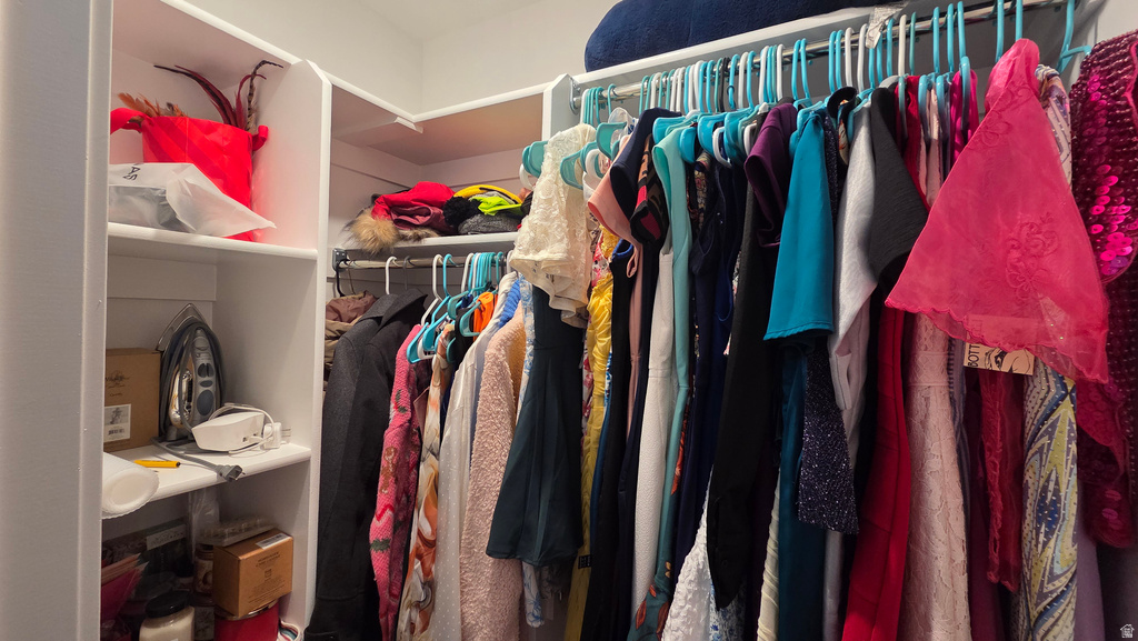 3534 N FINCH LN Eagle Mountain, UT 84005