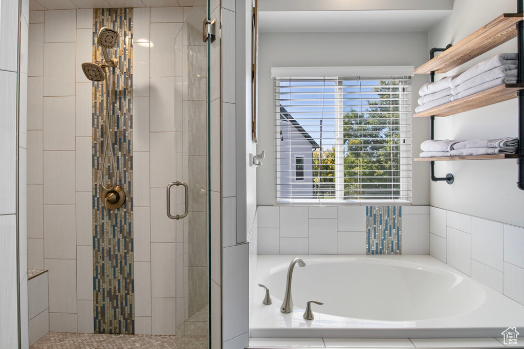 Photo 19 for MLS #2116733 at 372 W Clark Cir