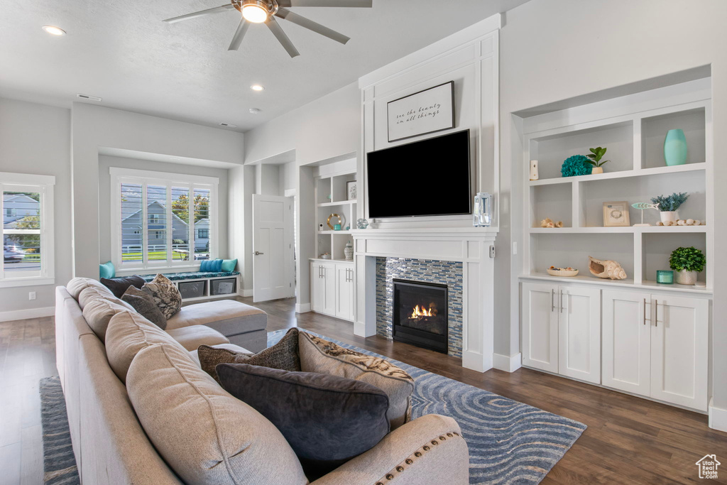 Photo 8 for MLS #2116733 at 372 W Clark Cir