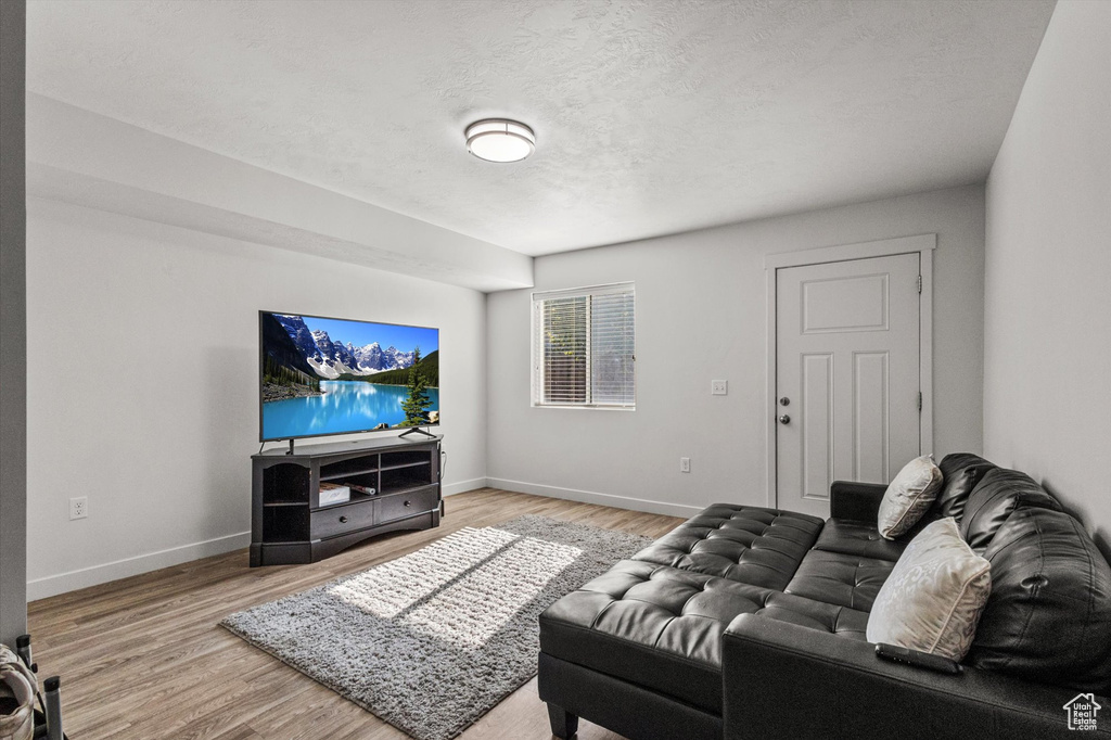 Photo 4 for MLS #2116734 at 224 E 630 North