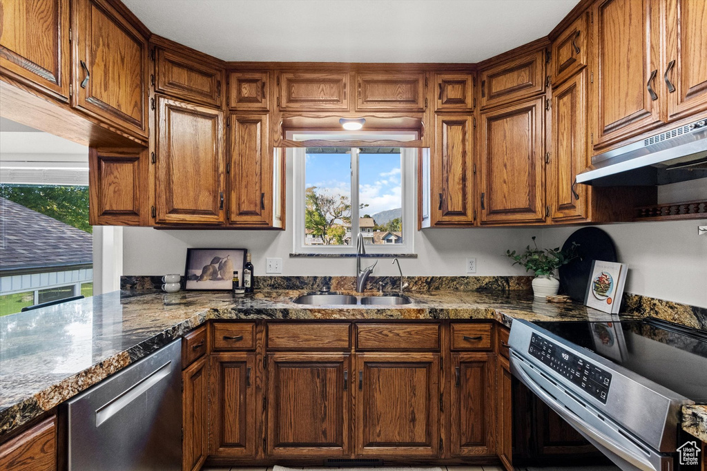 Photo 11 for MLS #2116740 at 6692 W 9770 North