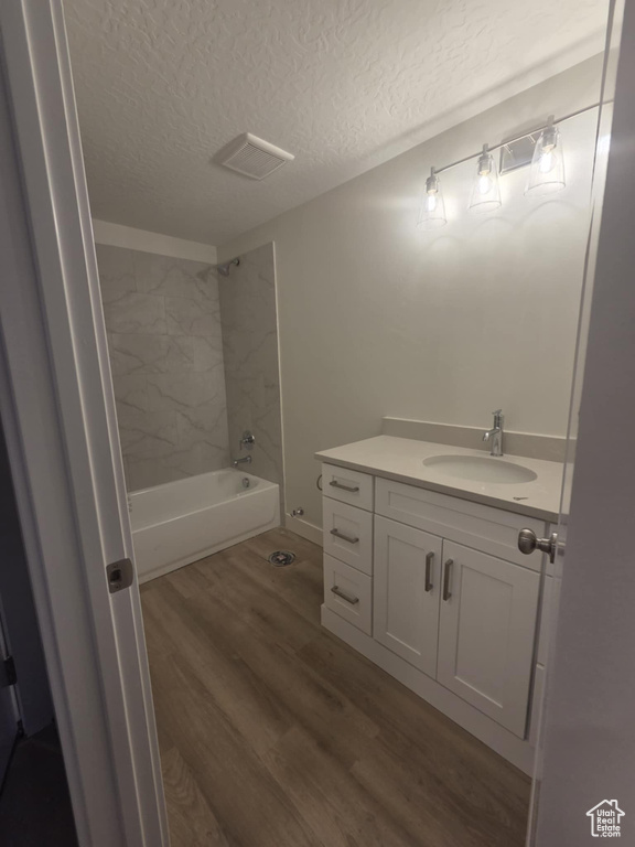 Photo 18 for MLS #2116743 at 1579 S 3170 East