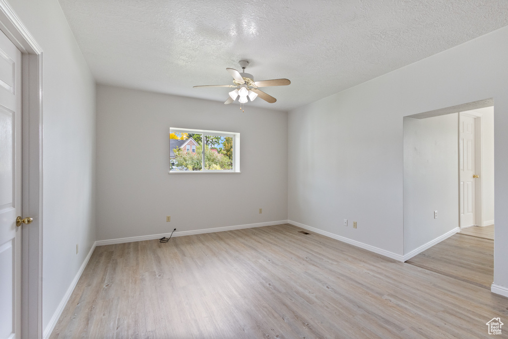 Photo 5 for MLS #2116748 at 167 W 200 North
