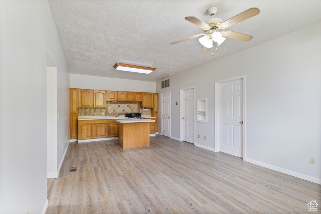 Photo 4 for MLS #2116748 at 167 W 200 North