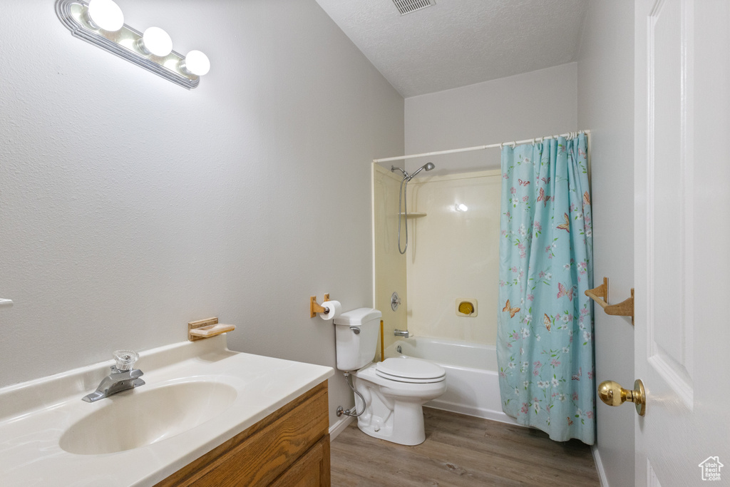 Photo 12 for MLS #2116748 at 167 W 200 North