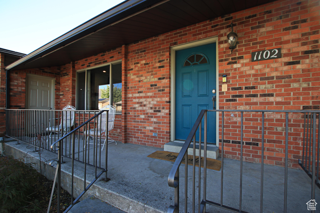 Photo 2 for MLS #2116749 at 1102 E 780 North