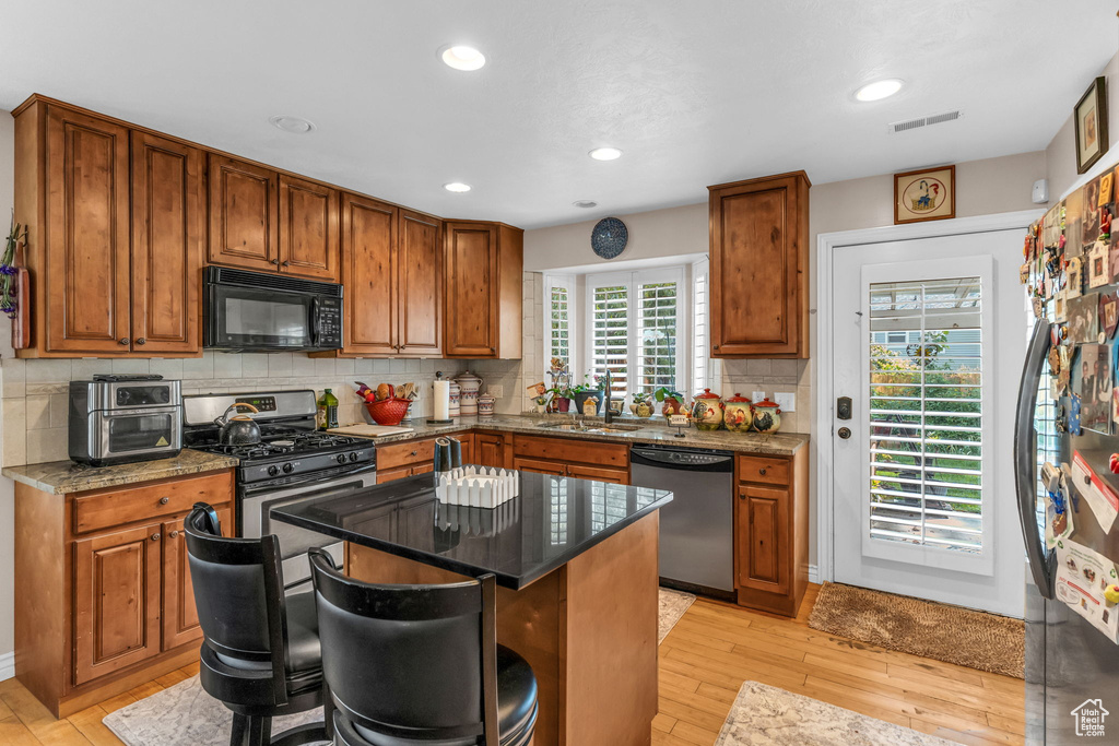 562 E COMMONWEALTH AVE Salt Lake City, UT 84106