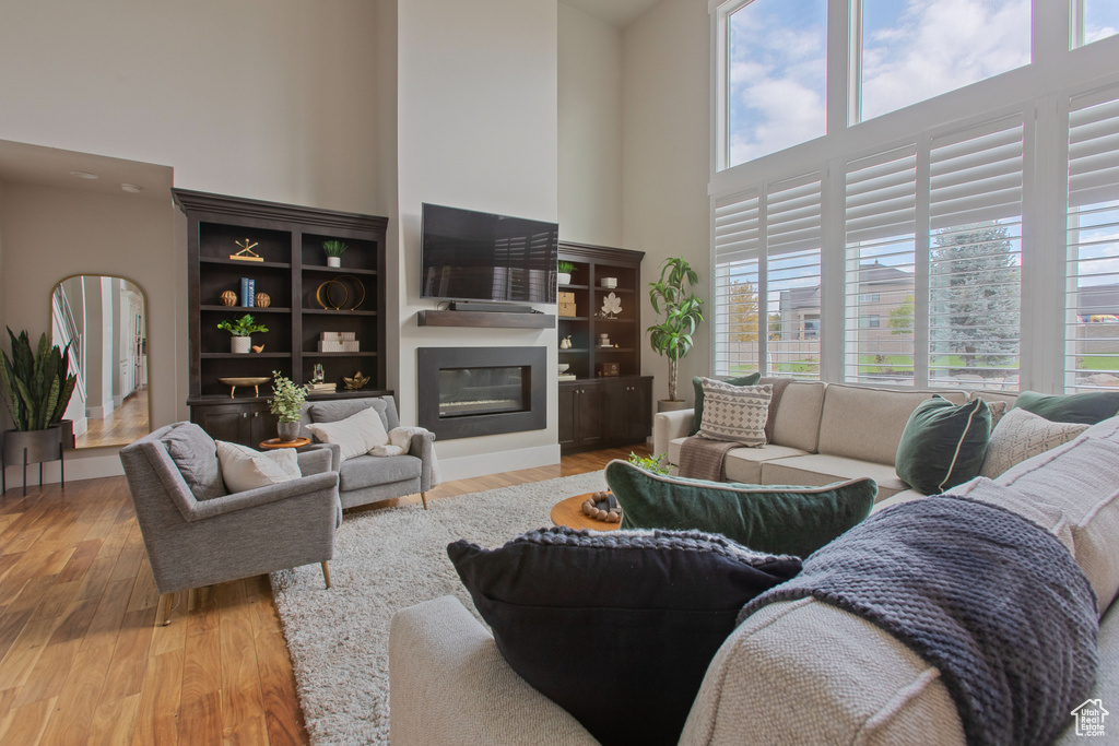 Photo 9 for MLS #2116764 at 3411 W Boulden Blvd