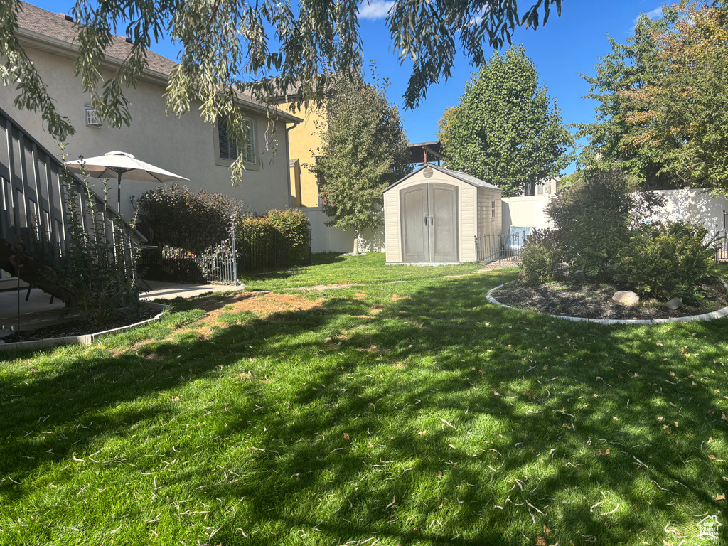 1548 E 925 S Clearfield, UT 84015