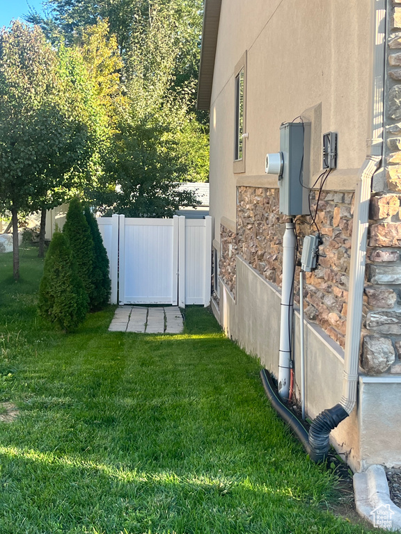 Photo 8 for MLS #2116768 at 1548 E 925 South