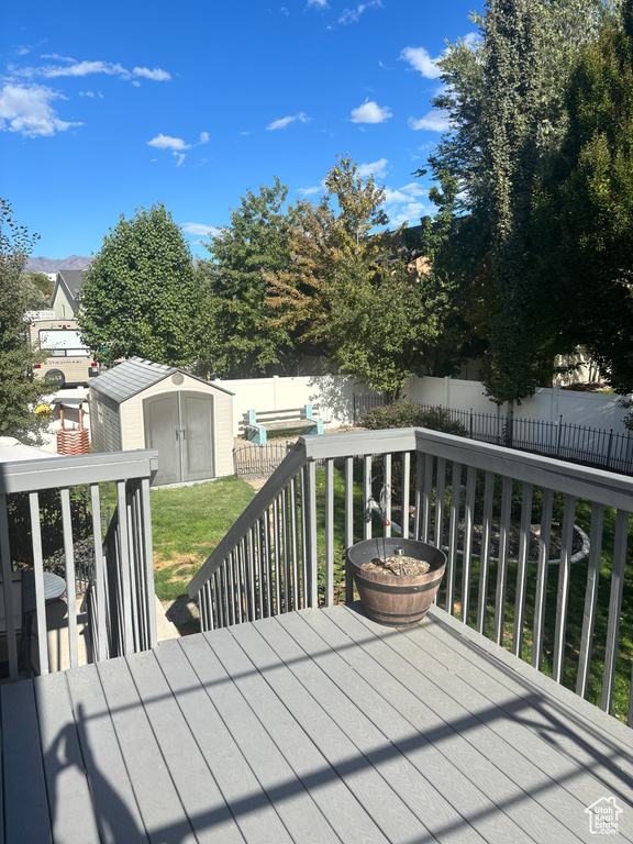 1548 E 925 S Clearfield, UT 84015