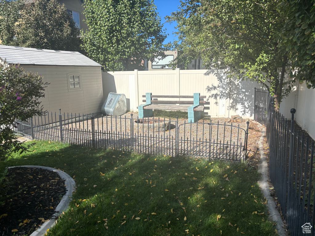 1548 E 925 S Clearfield, UT 84015