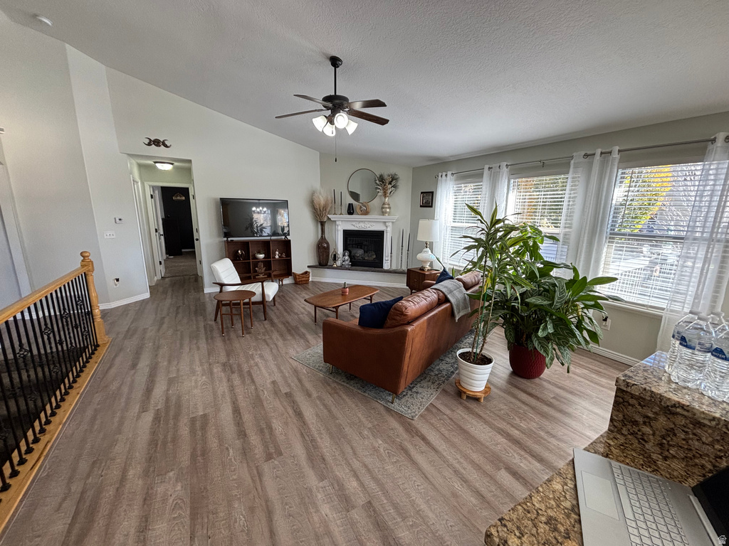 1548 E 925 S Clearfield, UT 84015